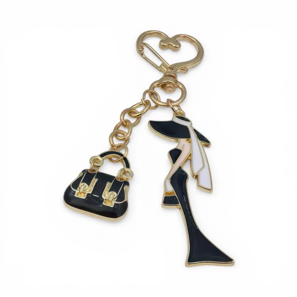 Accessories - New boujee lady with purse charm keychain with heart clasp